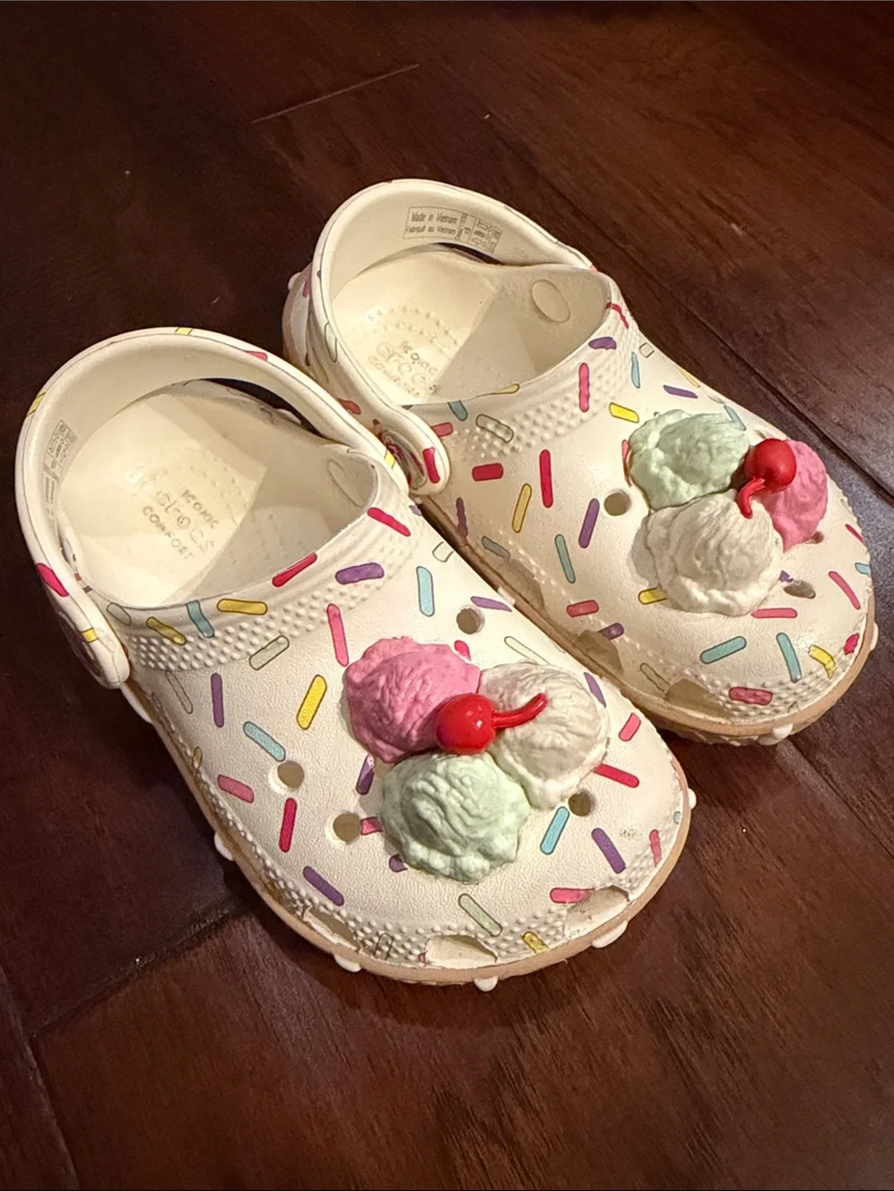 CROCS Kids Cream Clogs with Pastel Sprinkle Print and Ice Cream Charms